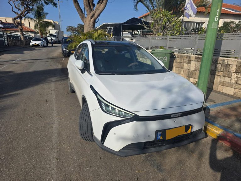 ביקורות וסקירה כללית על הג'ילי גיאומטרי C 485 - חוויה אישית